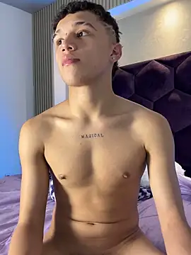 Dominik_Souza live XXX chat