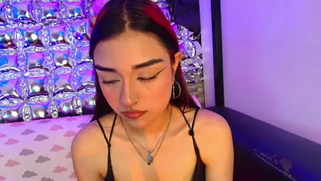 Chat XXX en directo de lala_cherry