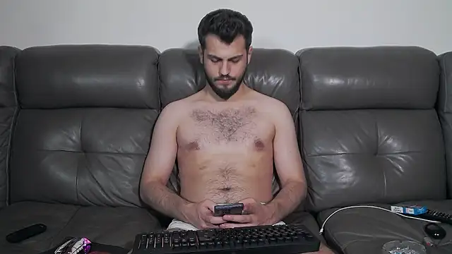 Chat XXX en directo de CrazyDom1