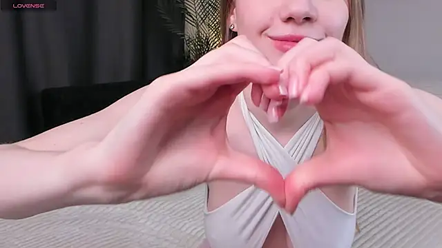 OdellaFrake Chat XXX live