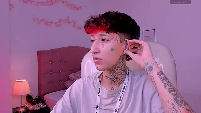 Luci_RoseのライブXXXチャット