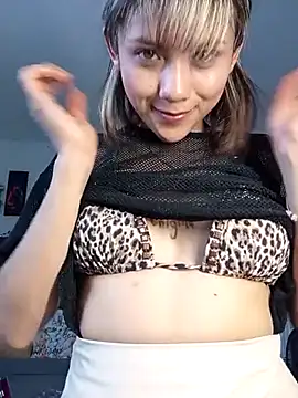 Dama_Scarlata18 Adlı Modelin Canlı XXX Sohbeti