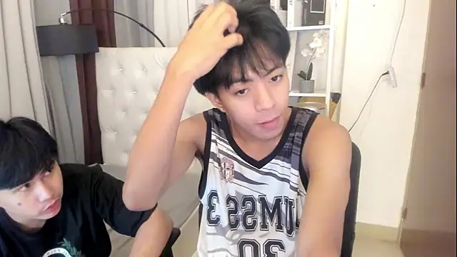 davincihugecock 即時 XXX 聊天