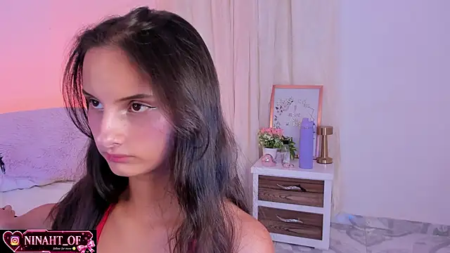 ninaht Live XXX-chat