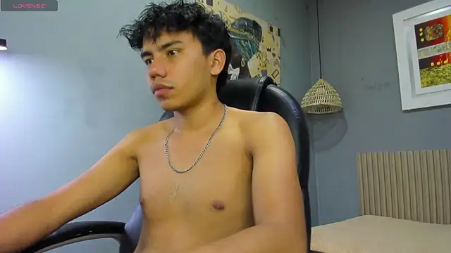 Jack_Ryan26 Chat XXX in diretta