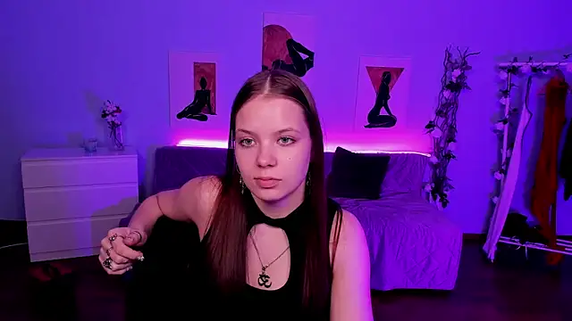 BetsyKiss Adlı Modelin Canlı XXX Sohbeti