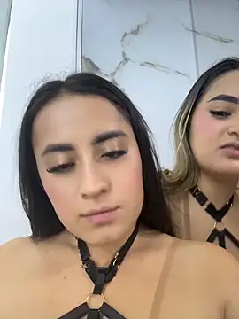 Antonella_Julieta Adlı Modelin Web Kamerası Şovu