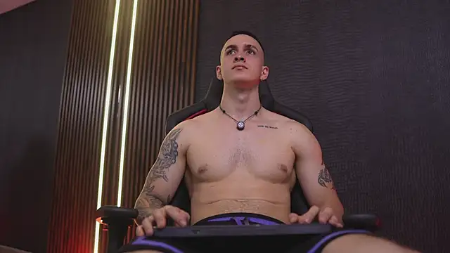 Chat XXX en directo de JacksonOlsenn