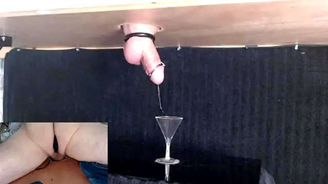 Chat XXX en directo de Thickcockshaved