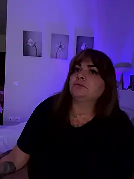 HeyBABYGIRL's Live XXX Chat