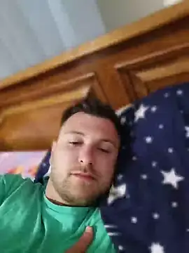 hugedickedd Webcamshow