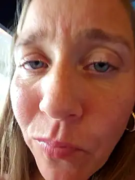 SkyelarsWorld Live XXX Chat
