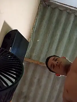 brehyder webcam show