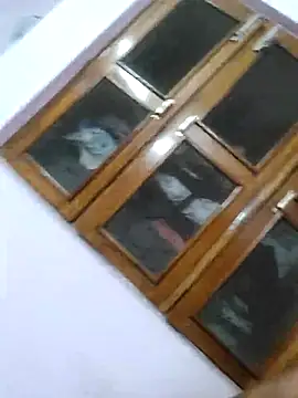 Shikaari013 Show Webcam