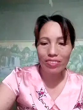 Gummiesu Chat XXX live