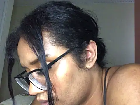 horny_brii 在線直播表演