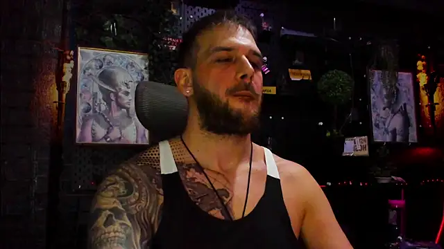 Chat XXX ao vivo de LexHardy