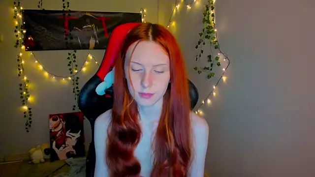 XXX chat uživo modela FruttiTatti