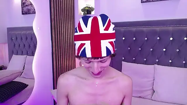 Webkamerová show Emo_Boy_