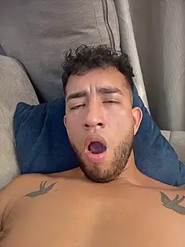 liam_bronw Pertunjukan Kamera Seks Langsung