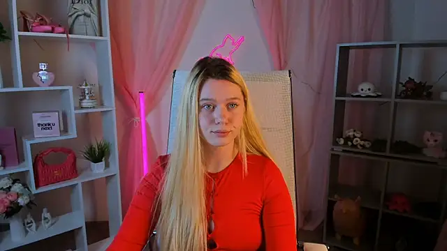 XXX chat uživo modela CelestineMauriac