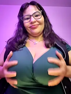 esmeralda_milf: онлайн-секс-чат