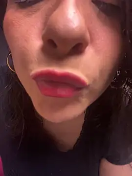 Chat +18 de monroe_eliz ao vivo