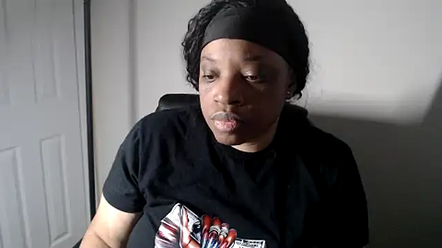 Sexymona1218 élő XXX-chatje