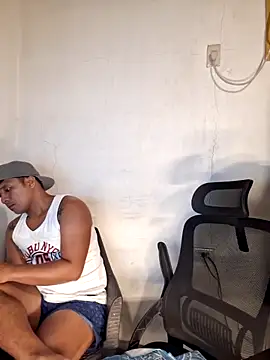Felix_Asher 即時 XXX 聊天