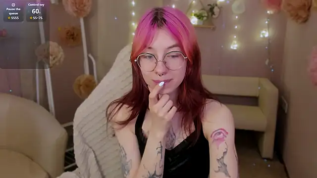 Chat XXX en directo de Alice_Nyx
