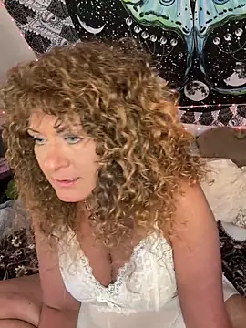 Chat XXX Live SuzyCatzz