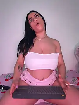 Marisa_ass live XXX chat