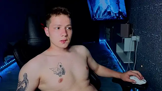 Show modela Karl_Night_ na web-kameri