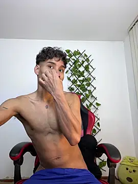 NelModel1 – webcam-show