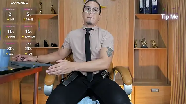 JoshMillerr_ webkamerás műsora