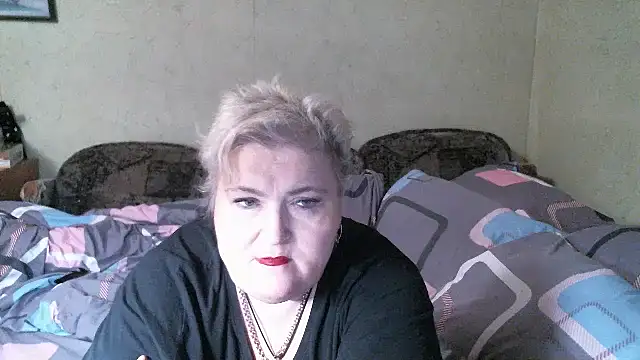 Lana555 现场XXX聊天