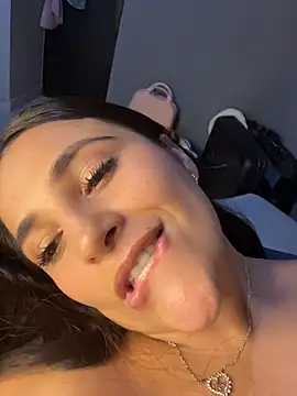 Chat XXX en directo de Taylortits