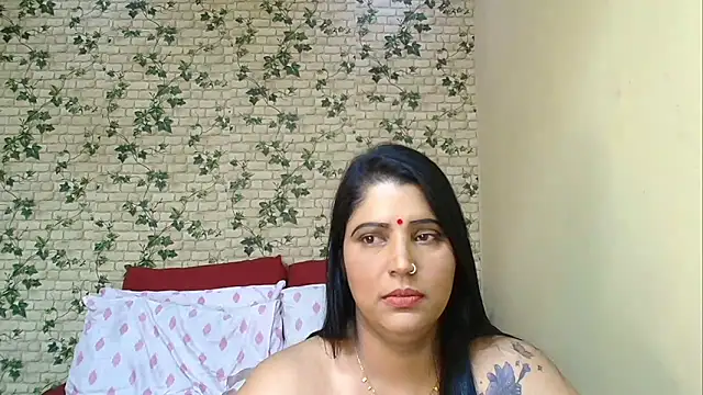 Chat XXX ao vivo de XIndianintimacy