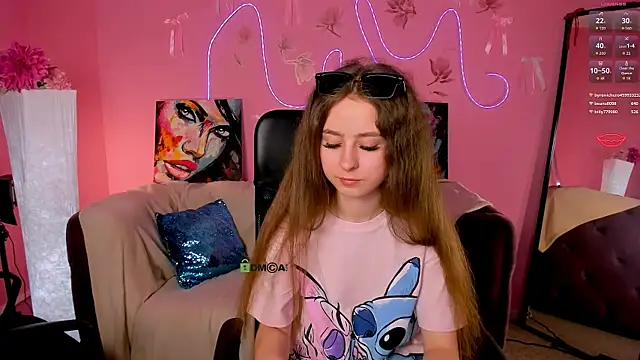 Онлайн чат XXX rebecca_smile