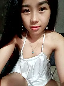 Kirix_adra 在線直播表演