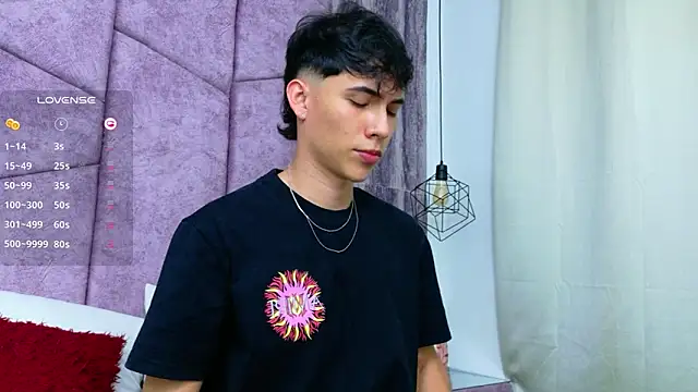 AronTawers' Webcam Show
