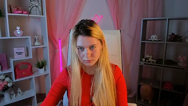 CelestineMauriac Chat XXX in diretta