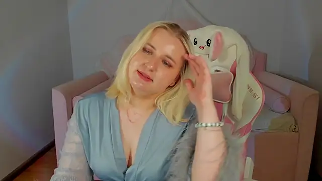 LioraArdyn's Live XXX Chat