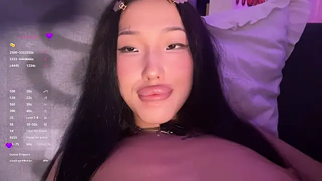 EIeniVanwart's Live XXX Chat