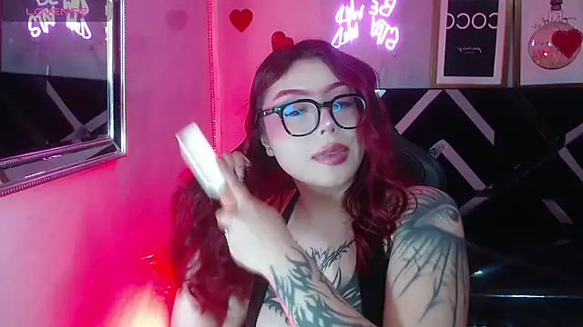 XXX chat uživo modela Red_Bunny_v