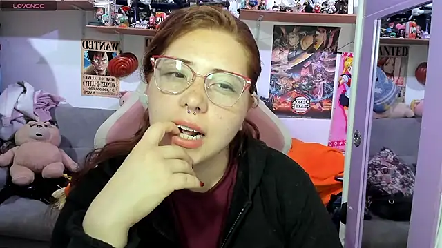 soficammy: онлайн-секс-чат