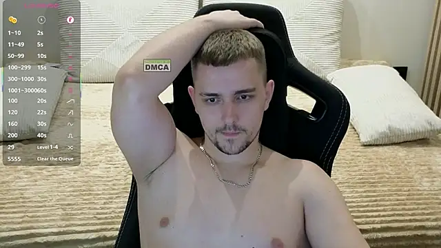 XXX chat uživo modela Larstar01