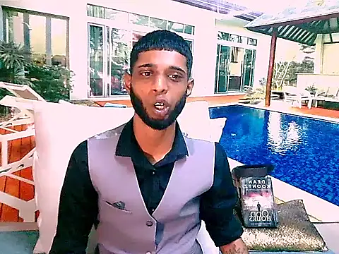 عرض كام CharmingIndian1