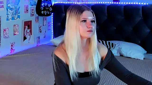 LunariaFox Chat XXX in diretta