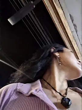 Eveelync25_'s Live XXX Chat